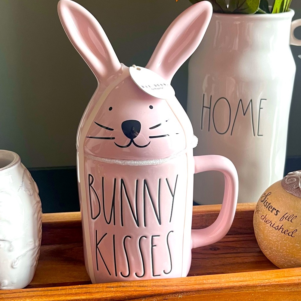 Rae Dunn Bunny Kisses mug with topper - Picture 1 of 1
